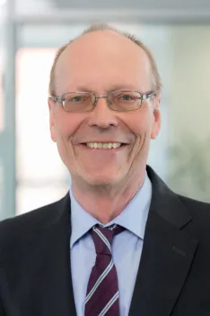 Prof. Dr. Hans-Gert Penzel
